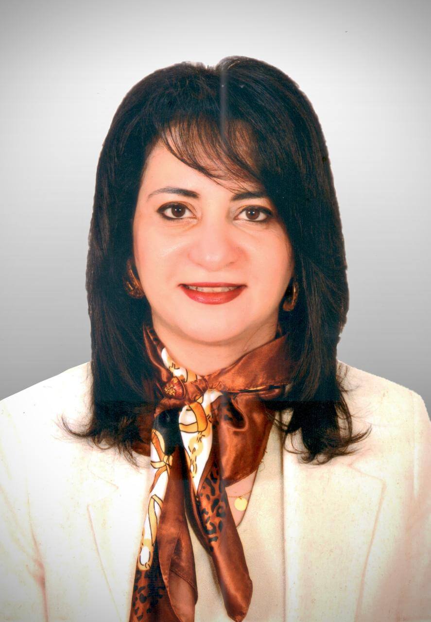 صورة د . مهندة الغول