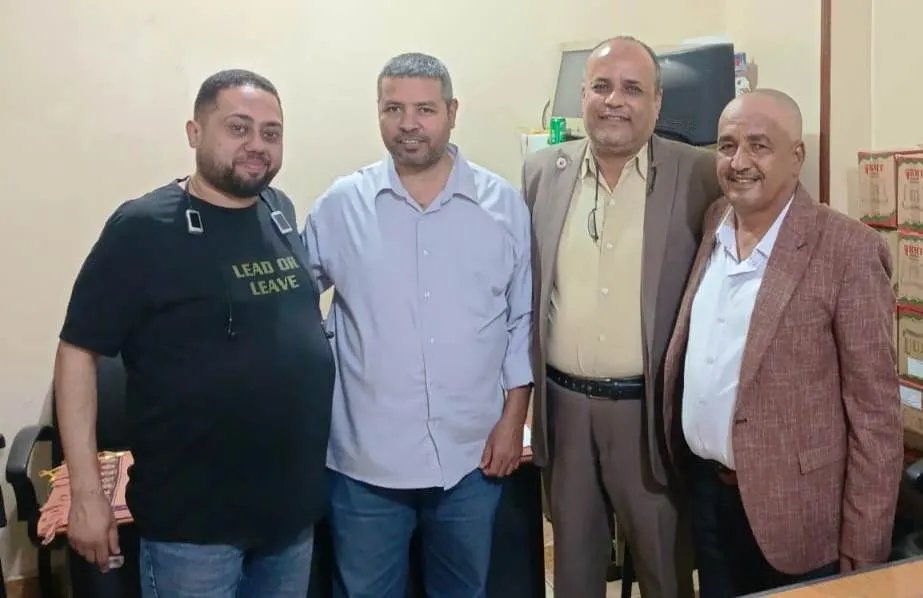 تكريم الزميل “محمود إبراهيم” لبلوغه قمة العطاء الوظيفي