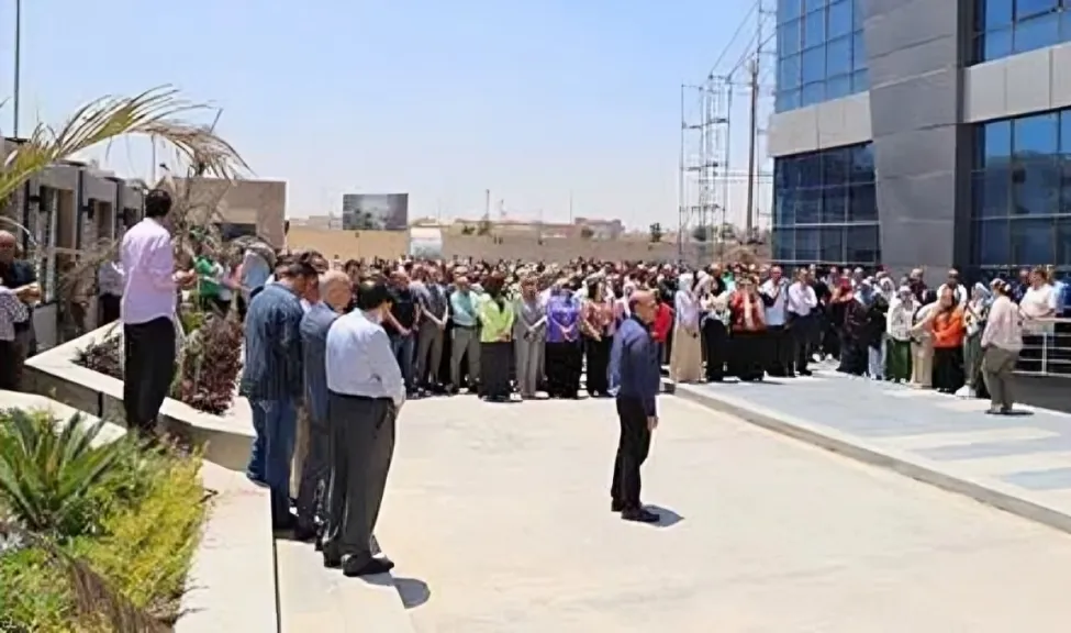 خدمات البترول البحرية تنفذ مناورة حريق لتعزيز جاهزية العاملين والاستجابة للطوارئ