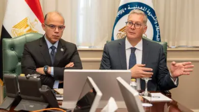 لجنة مشتركة بين البترول والاستثمار لتمويل مشروعات قطاع البترول وجذب شراكات دولية جديدة