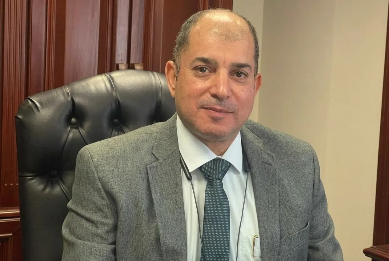 الكيميائي محمد علي الرشيدي رئيس شركة «PLS»