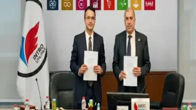 "أموك" و "Intro Utilities" توقعان مذكرة لإنشاء محطة توليد مشترك للطاقة باستثمارات 50 مليون دولار
