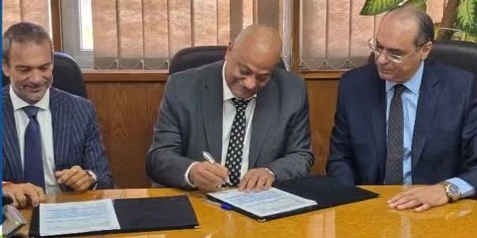 إيبروم تعزز شراكتها مع بتروبل بتوقيع عقدين للدعم الفني والتشغيل والصيانة
