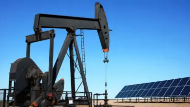 خفض الانبعاثات الكربونية بالطاقة الشمسية في قطاع البترول