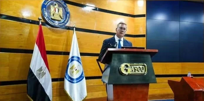 وزير البترول يتابع مستهدفات القطاع للسنوات الخمس المقبلة