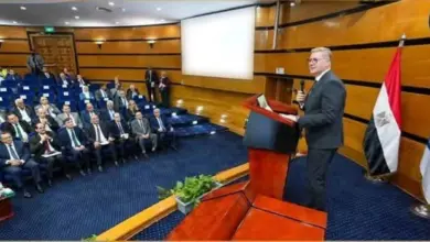 وزير البترول يعلن طرح مصر مزايدة عالمية كبرى للبحث عن البترول والغاز في 14 منطقة