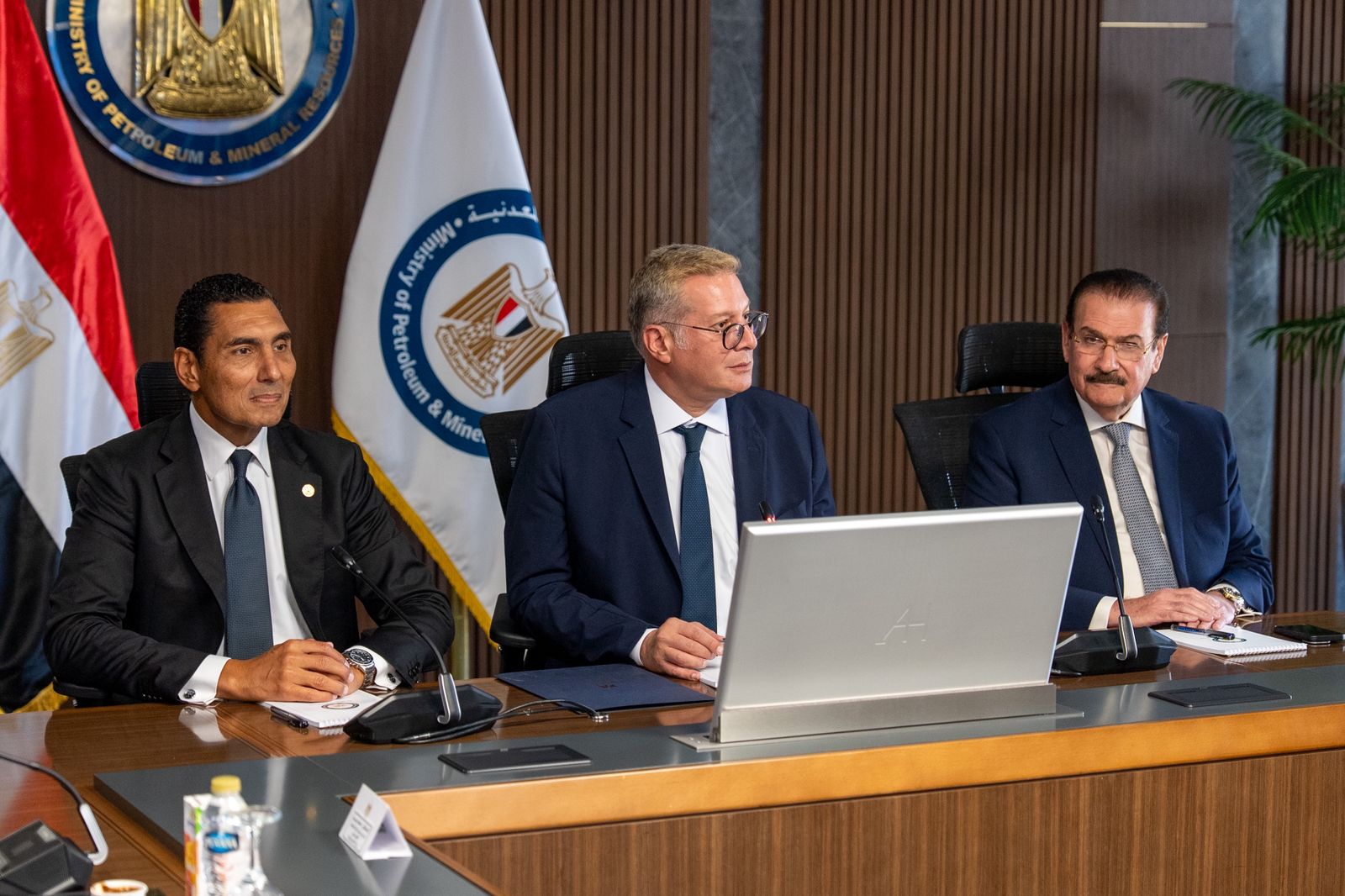 وزيرا البترول والرياضة يجتمعان مع رؤساء أندية بتروجيت وإنبي وأبو قير للأسمدة وبترول أسيوط