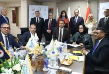 أمل للبترول توقع بروتوكولًا لتطوير الخدمات الصحية بالقصير