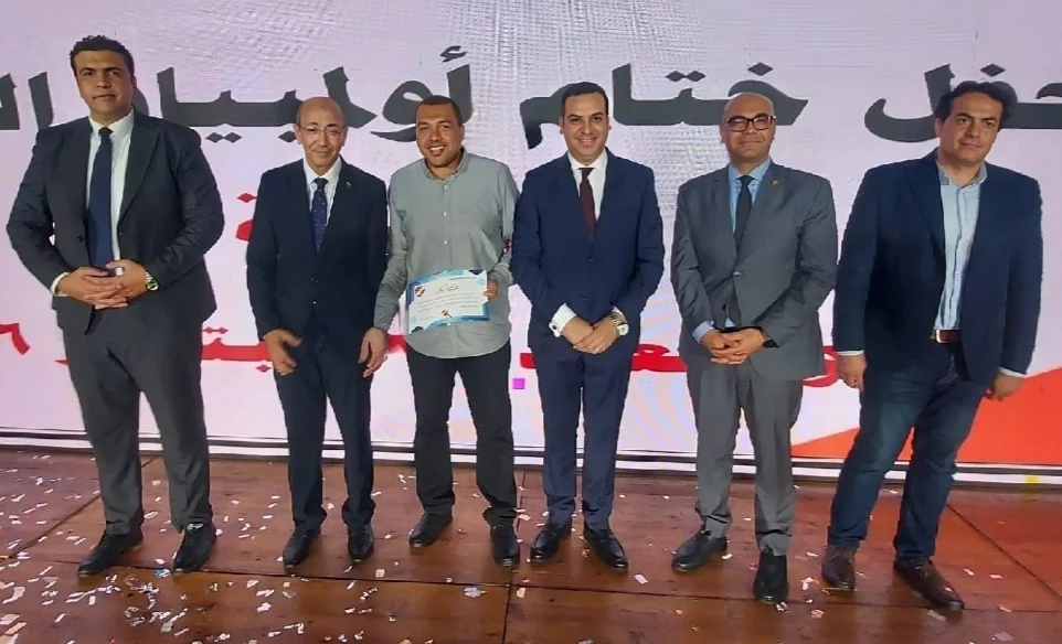 اتحاد الشركات يكرم سامر فؤاد "مراسل بترونيوز"