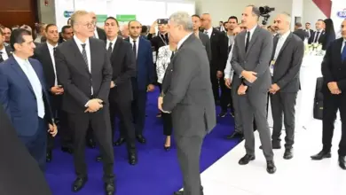 وزير البترول يتفقد جناح «خدمات البترول البحرية» في معرض موك 2026