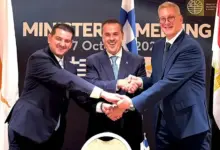 وزير البترول يبحث مع نظيريه القبرصي واليوناني تسريع استغلال موارد شرق المتوسط وربطها بالأسواق الأوروبية