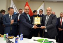 رئيس بتروتريد يكرّم الدكتور حامد الهميمي لبلوغه قمة العطاء الوظيفي