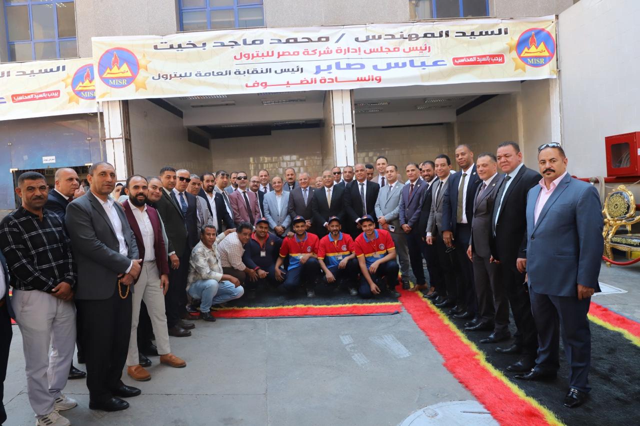 رئيس نقابة البترول يفتتح مقرًا جديدًا للنقابة بأسيوط